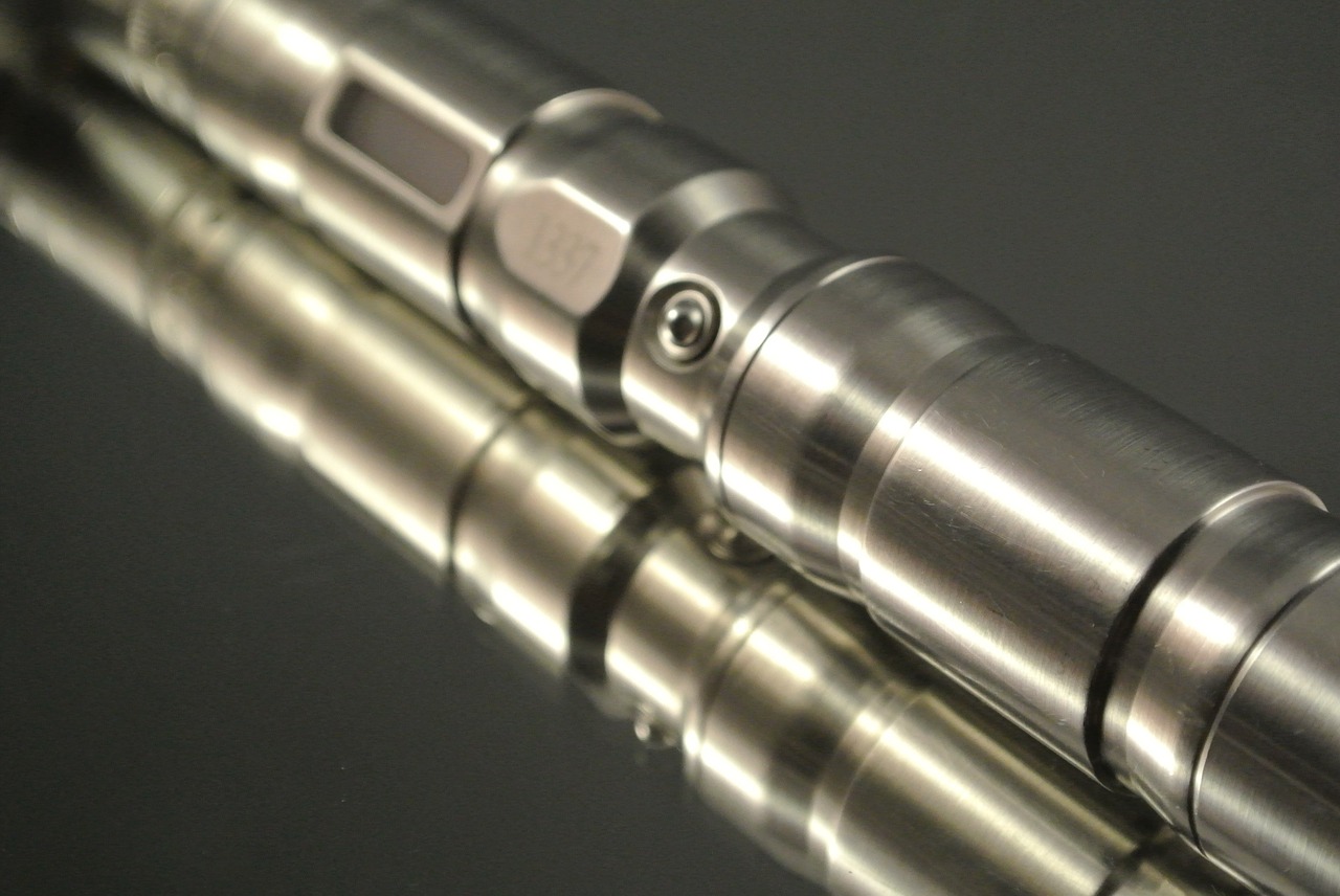 taste-smoke-Akkuträger